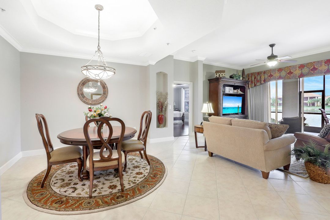 10390 Glastonbury Cir #102, Fort Myers, FL 33913