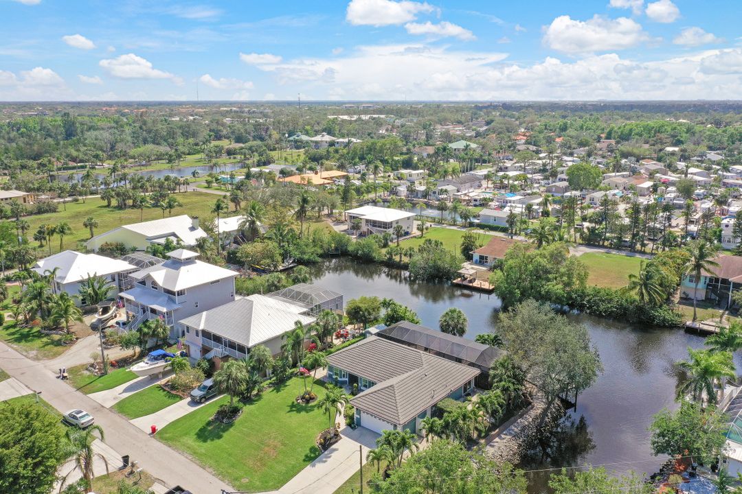 3831 Riviera Cir, Bonita Springs, FL 34134