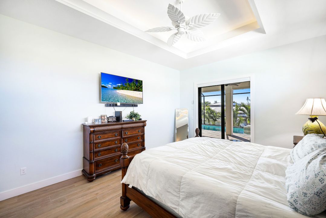 5828 SW 1st Ave, Cape Coral, FL 33914