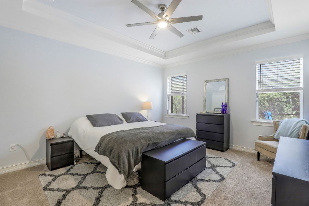 3101 Amadora Cir, Cape Coral, FL 33909