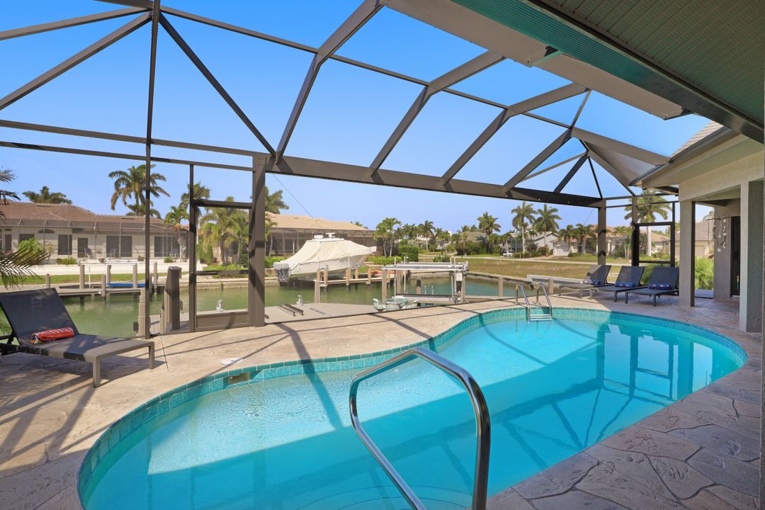 1260 Mimosa Ct, Marco Island, FL 34145