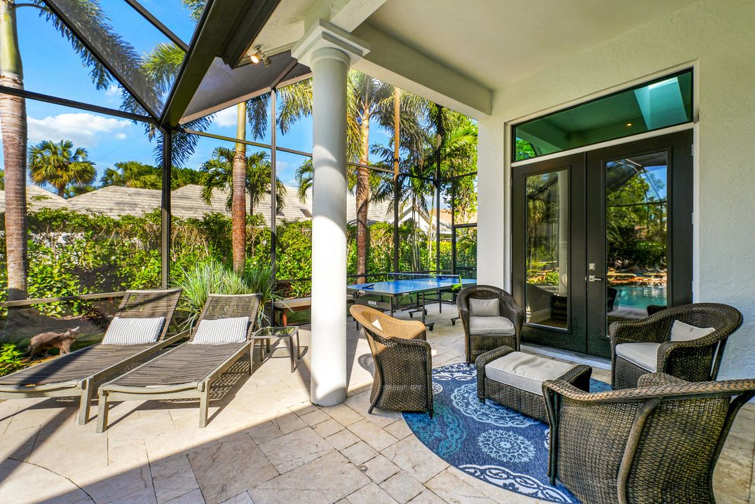 713 Shadow Lake Ln, Naples, FL 34108