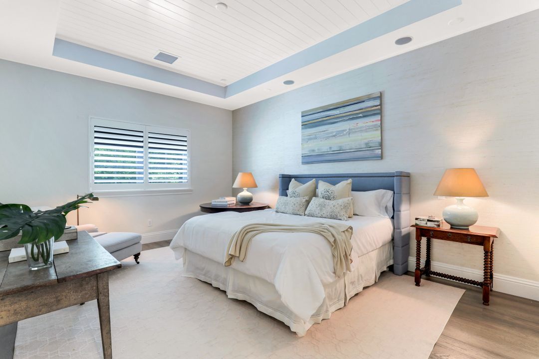 9184 Mercato Ln, Naples, FL 34108