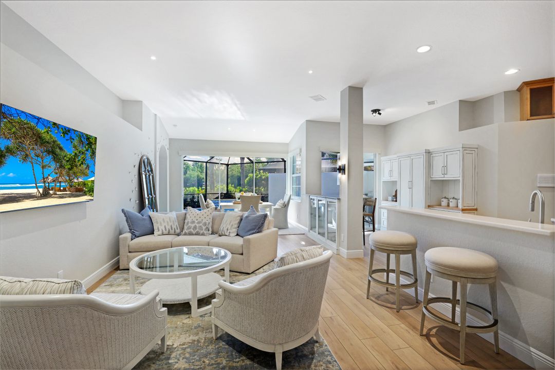 10304 Cape Roman Rd, Bonita Springs, FL 34135