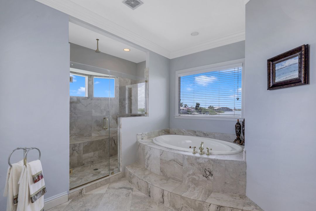 1404 Butterfield Ct, Marco Island, FL 34145