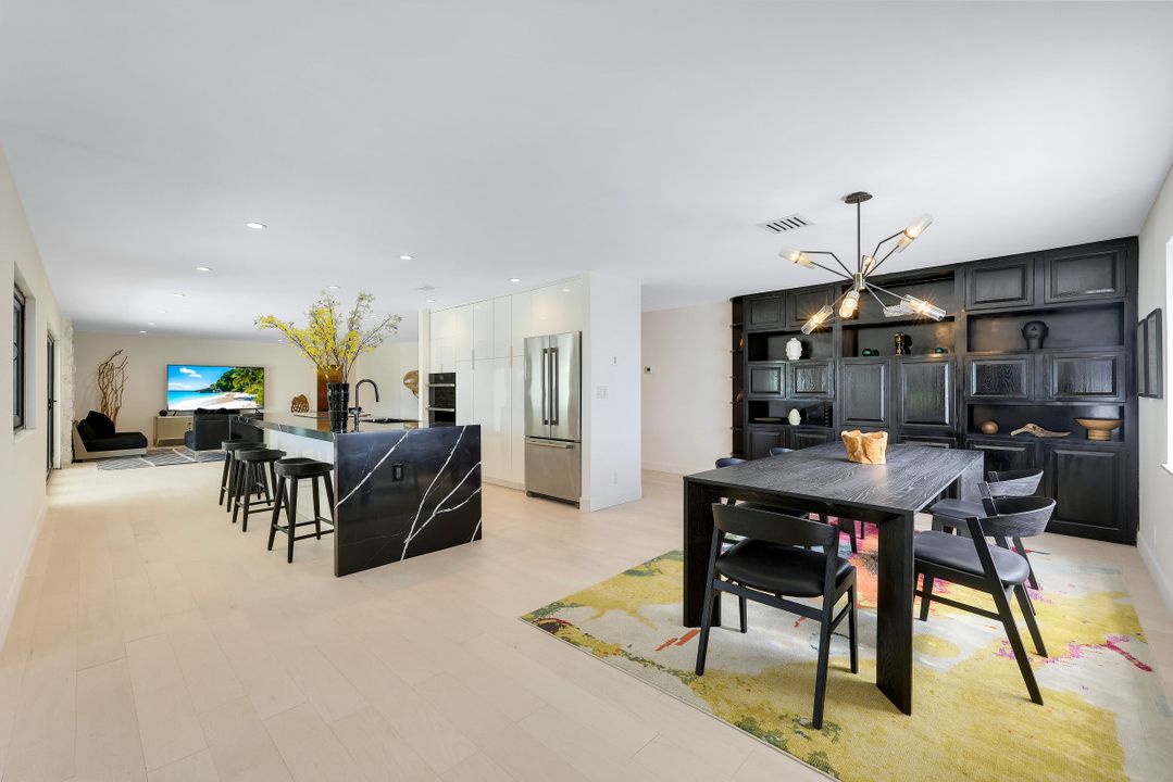 70 Thorncrest Ln, Naples, FL 34113