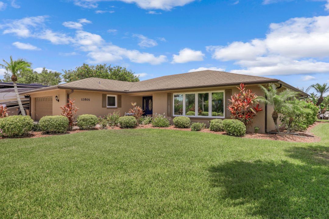 13501 Island Rd, Fort Myers, FL 33905