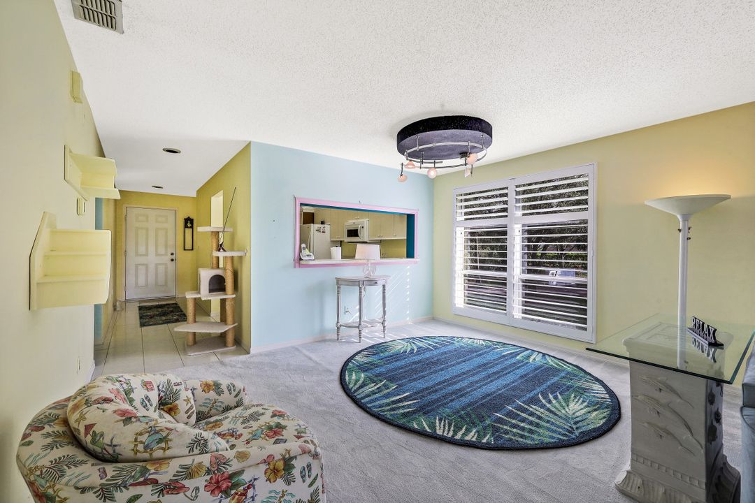 1250 Yesica Ann Cir #E201, Naples, FL 34110