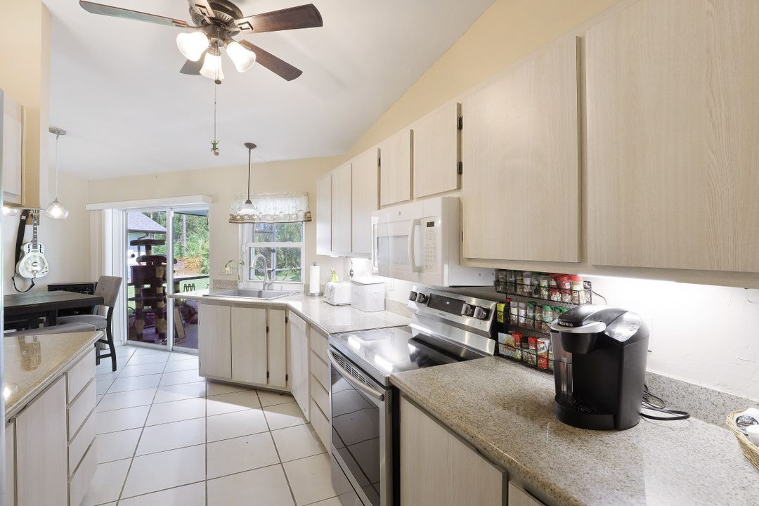 2207 SW 38th Terrace, Cape Coral, FL 33914