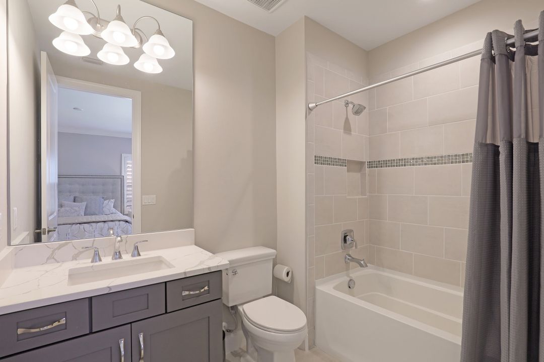 9328 Tulipano Ter, Naples, FL 34119