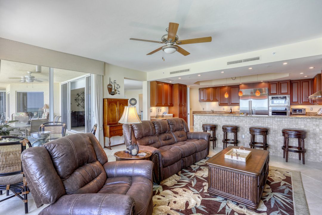 970 Cape Marco Dr #1106, Marco Island, FL 34145