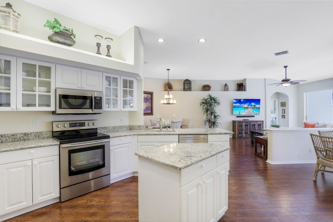 10211 Cape Roman Rd #102, Bonita Springs, FL 34135