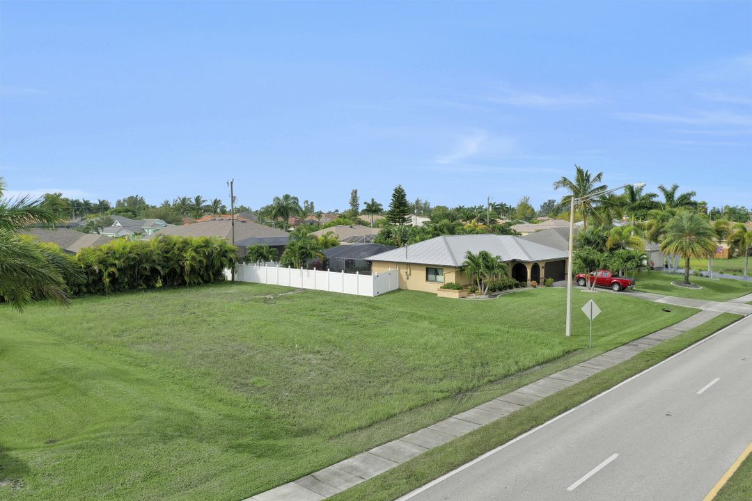 1616 Beach Pkwy W, Cape Coral, FL 33914