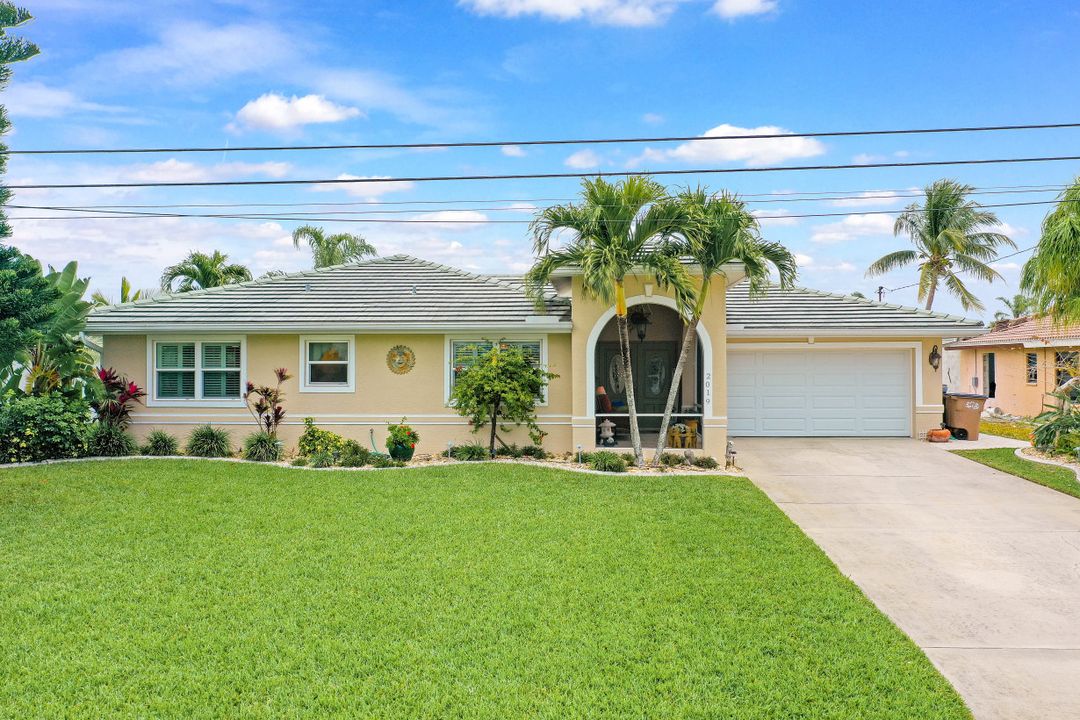 2019 SE 28th Terrace, Cape Coral, FL 33904