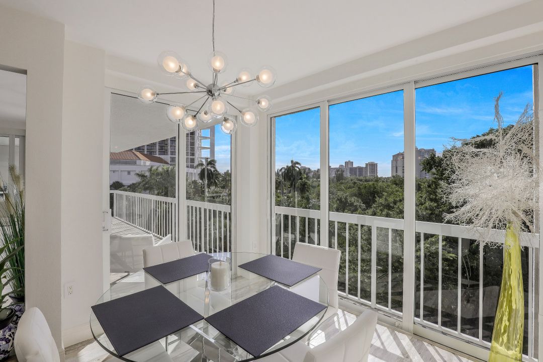 5501 Heron Point Dr #301, Naples, FL 34108