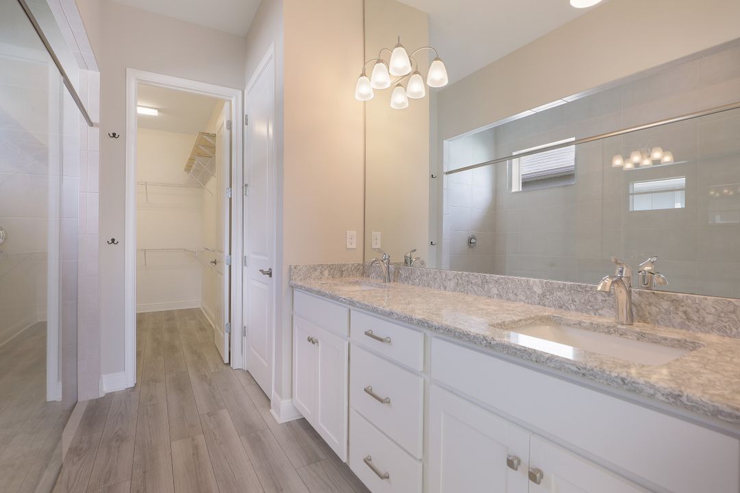 3404 Pilot Cir, Naples, FL 34120