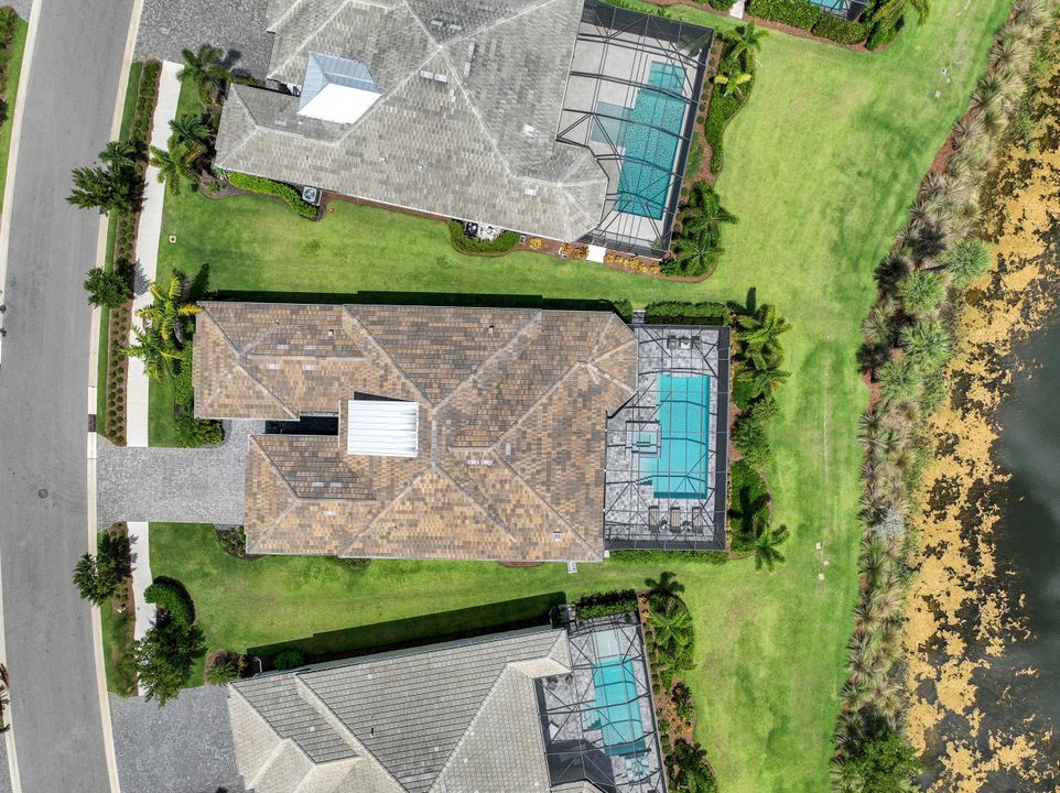 5771 Clarendon Dr, Naples, FL 34113