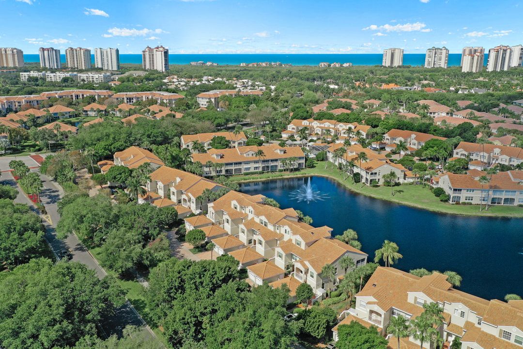 8345 Excalibur Cir #M-12, Naples, FL 34108