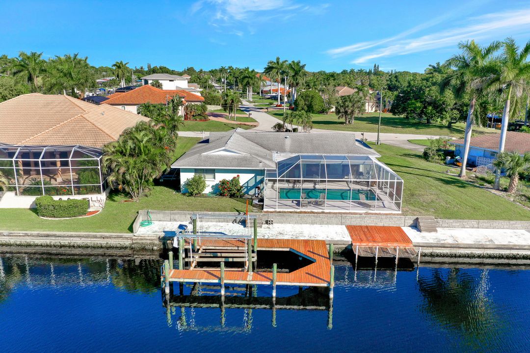 5386 Del Monte Ct, Cape Coral, FL 33904