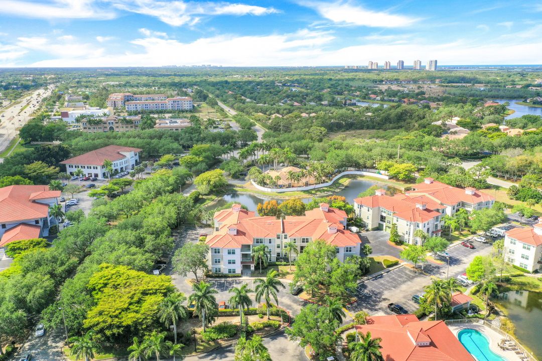 23600 Walden Center Dr #202, Estero, FL 34134