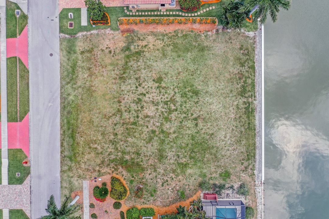 131 Channel Ct, Marco Island, FL 34145