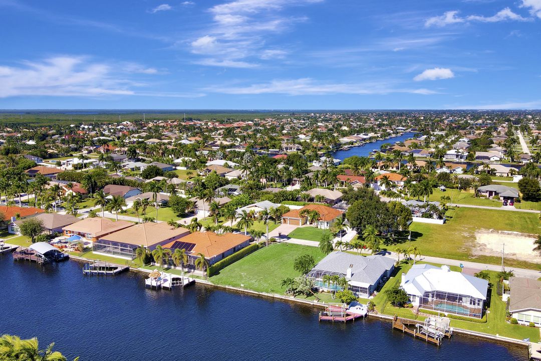 2522 SW 52nd Ln, Cape Coral, FL 33914