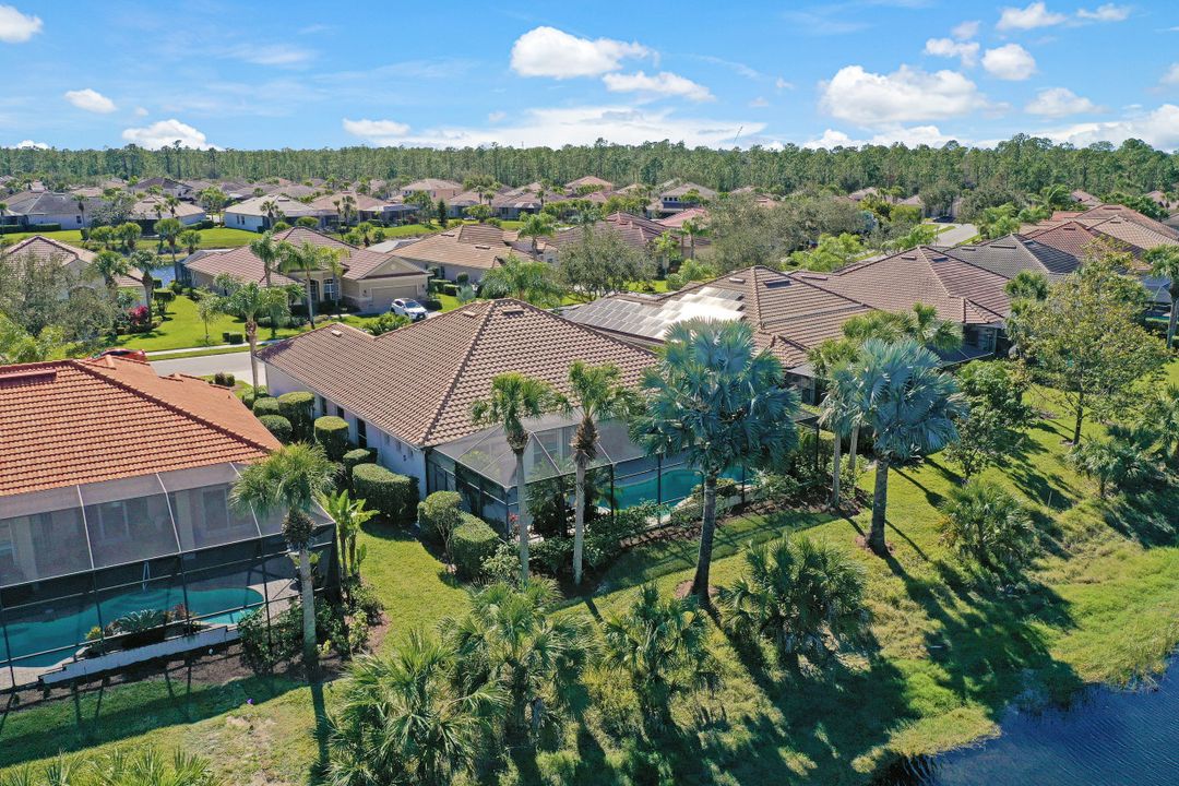 8219 Potomac Ln, Naples, FL 34104