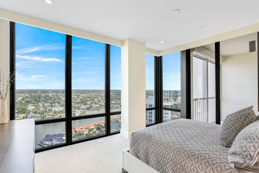 4951 Gulf Shore Blvd N #PH-402, Naples, FL 34103