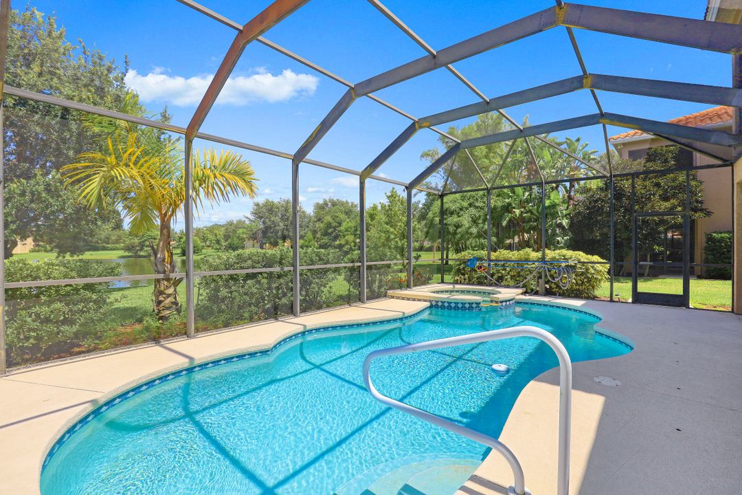 12493 Pebble Stone Ct, Fort Myers, FL 33913