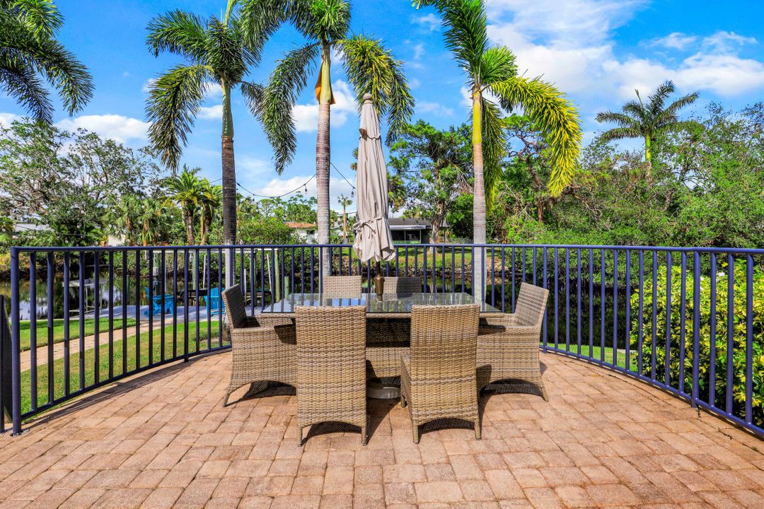 10211 River Dr, Bonita Springs, FL 34135