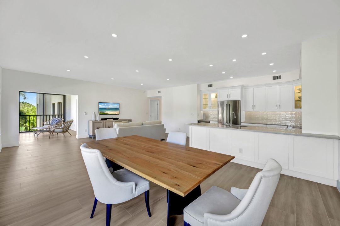 6770 Pelican Bay Blvd #235, Naples, FL 34108