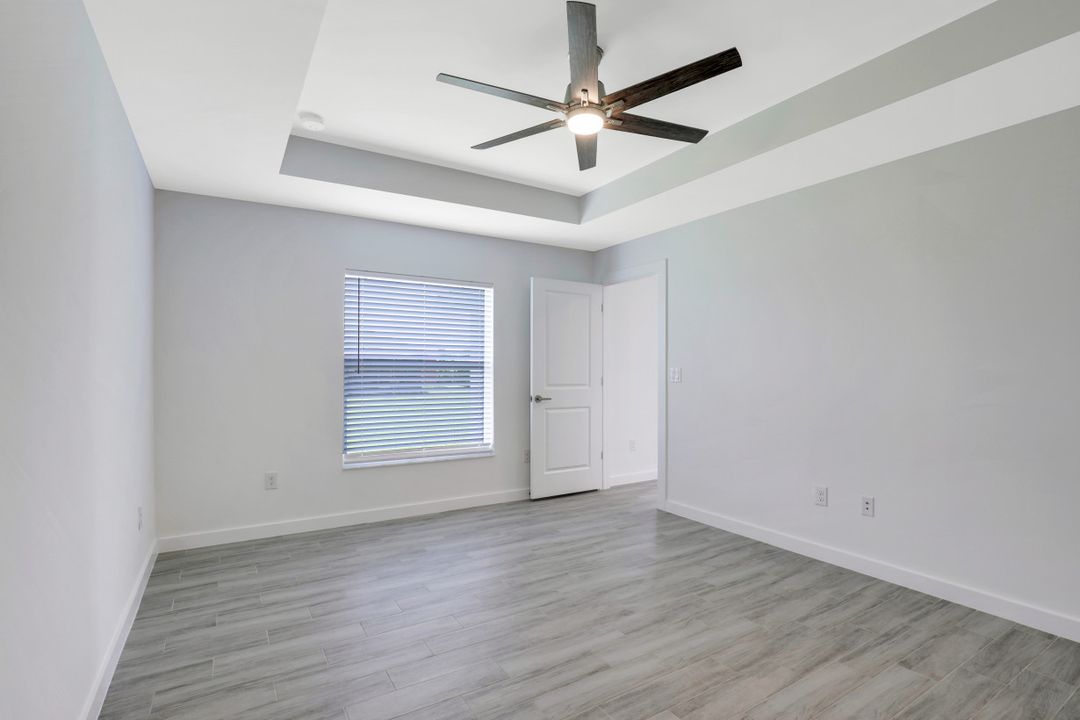 3107 35th St SW, Lehigh Acres, FL 33976