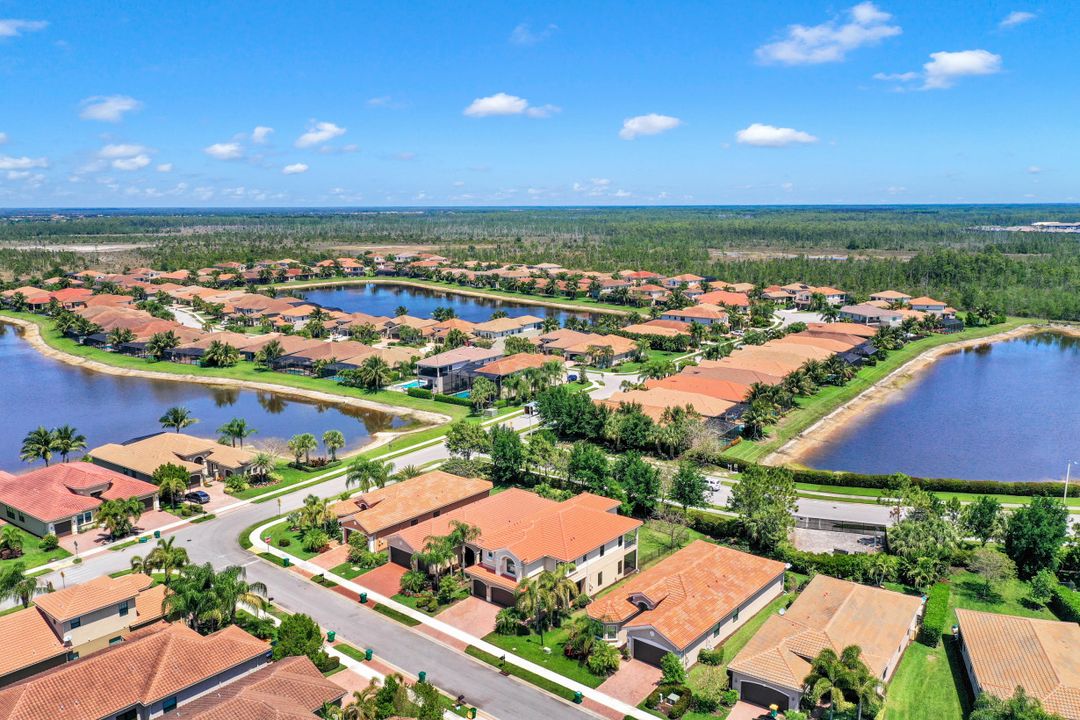 3054 Hudson Terrace, Naples, FL 34119