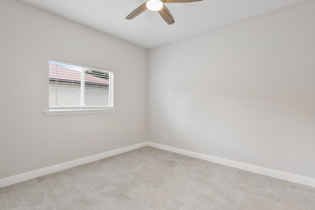 2921 SW 16th Pl, Cape Coral, FL 33914