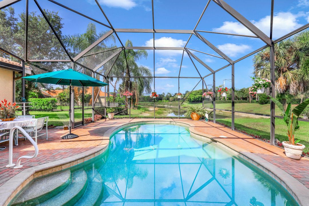 1427 King Sago Ct, Naples, FL 34119