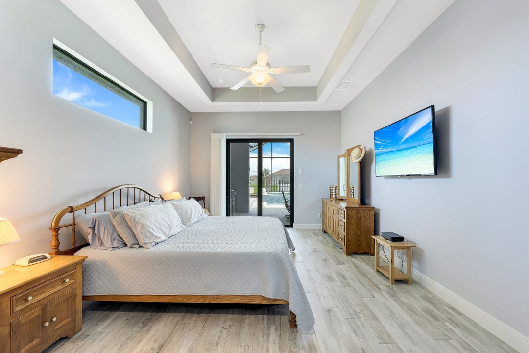 2103 SW 52nd St, Cape Coral, FL 33914