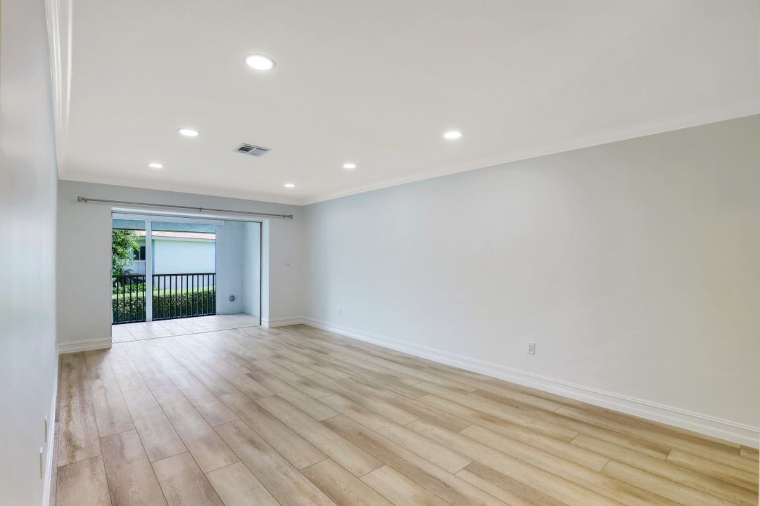 4126 Belair Ln #A6, Naples, FL 34103