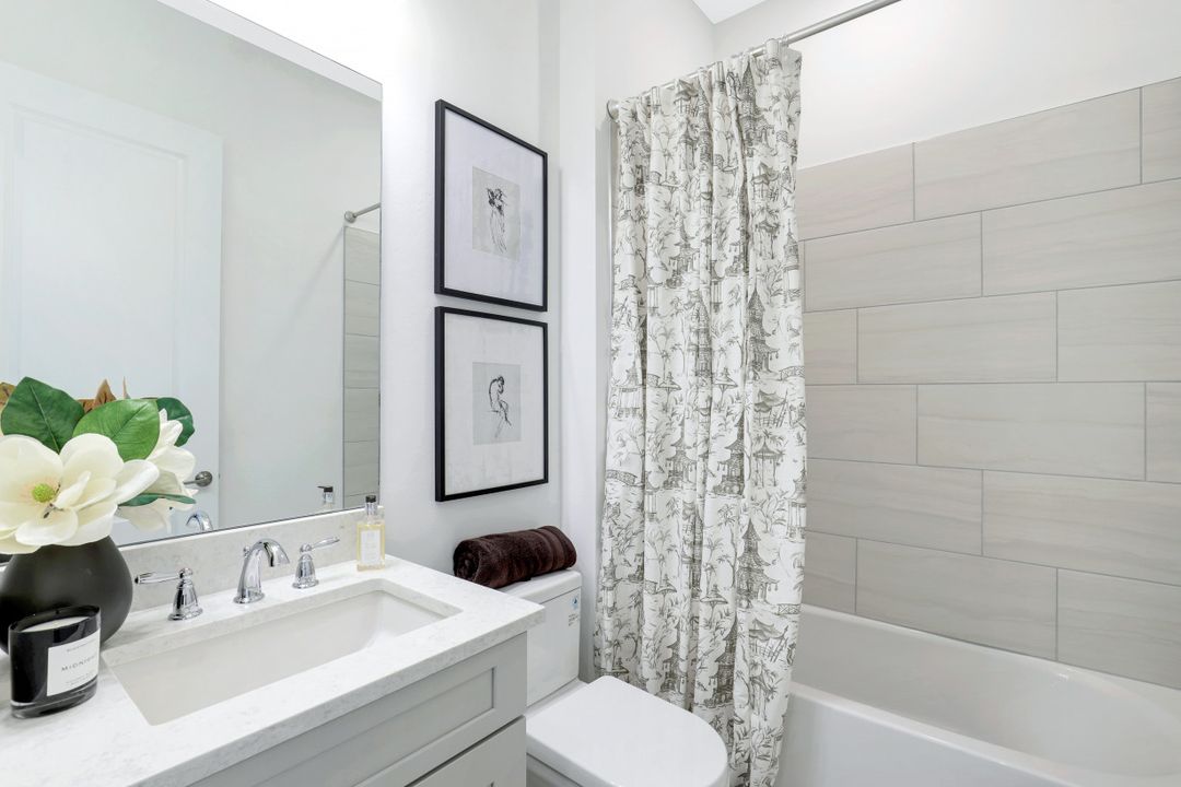 8924 Cappello Ct, Naples, FL 34119