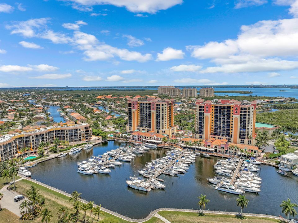 5706 Cape Harbour Dr #110, Cape Coral, FL 33914