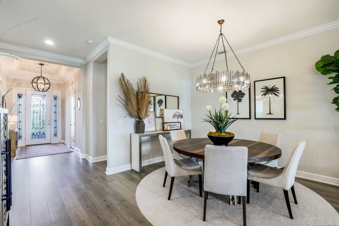 9496 Montelanico Loop, Naples, FL 34119