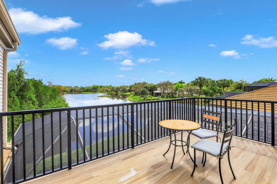 3440 Thornbury Ln, Bonita Springs, FL 34134