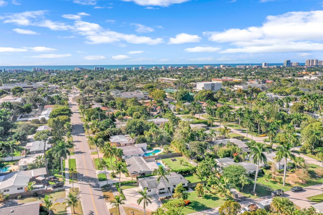 1091 22nd Ave N, Naples, FL 34103