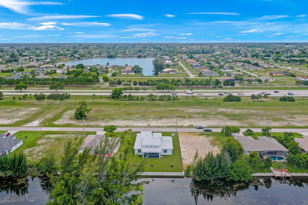 1425 SW 24th St, Cape Coral, FL 33991