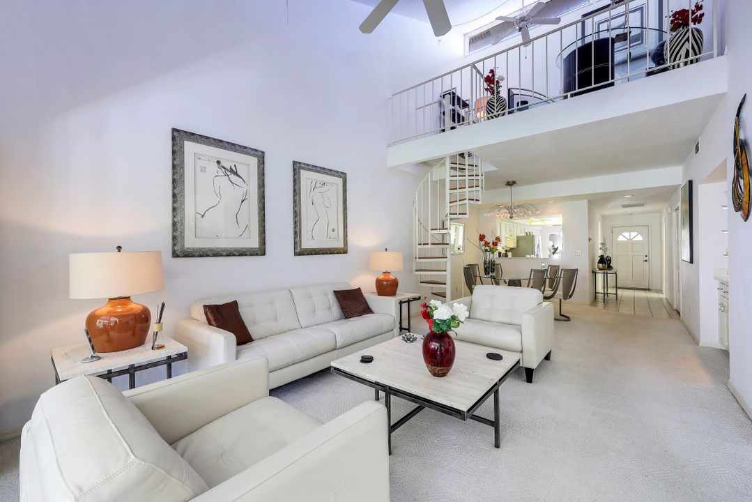 2128 Buckingham Ln, Naples, FL 34112