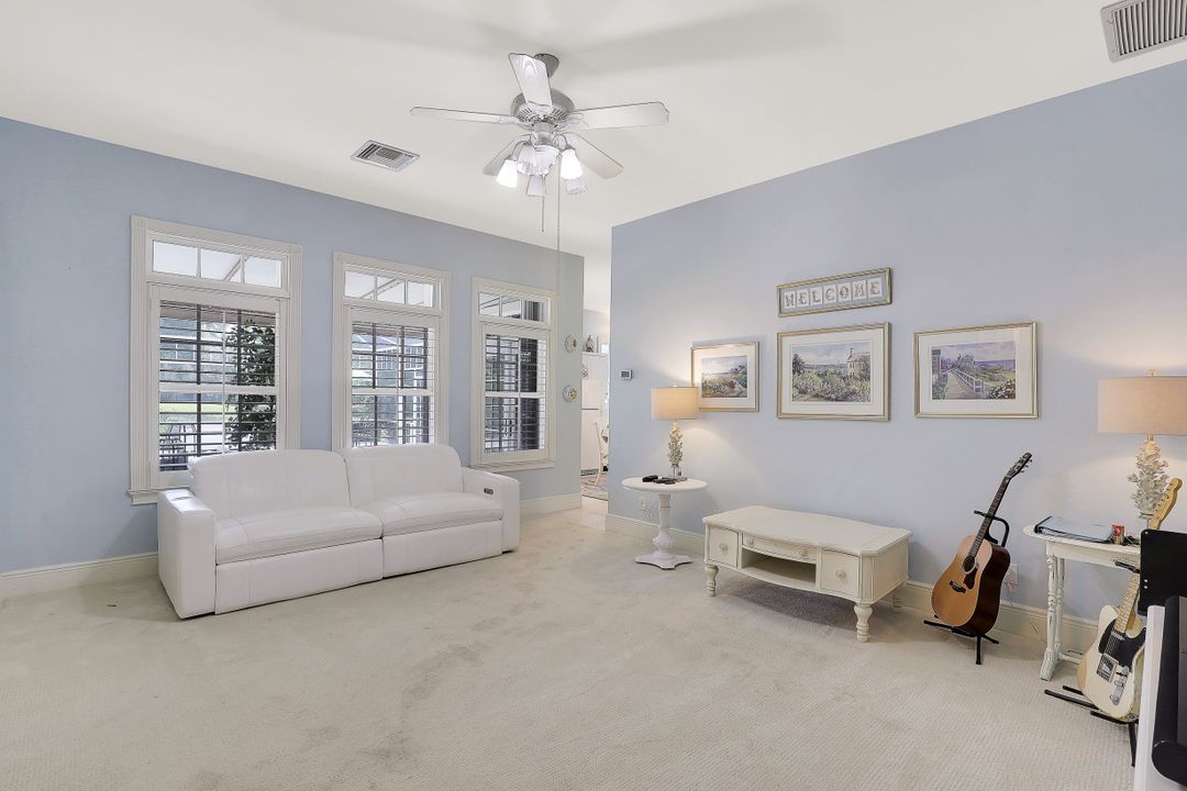 5760 Golden Oaks Ln, Naples, FL 34119