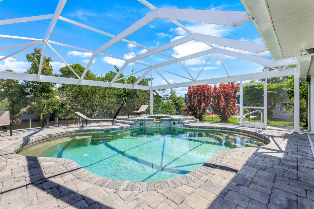 1847 Everest Pkwy, Cape Coral, FL 33904