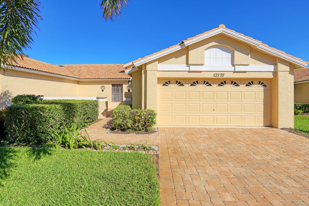 12727 Maiden Cane Ln, Bonita Springs, FL 34135
