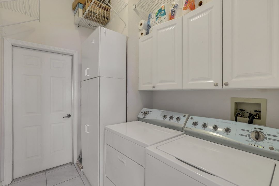 1745 SE 44th Terrace, Cape Coral, FL 33904