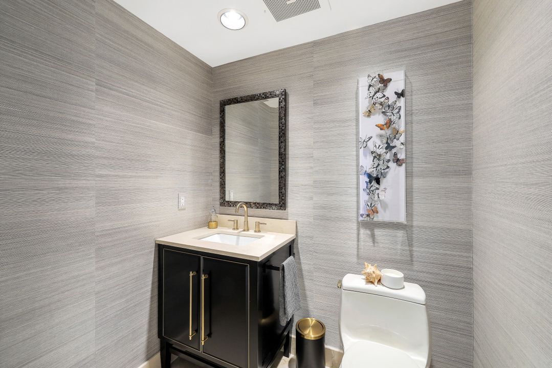 1060 Borghese Ln  #906, Naples, FL 34114