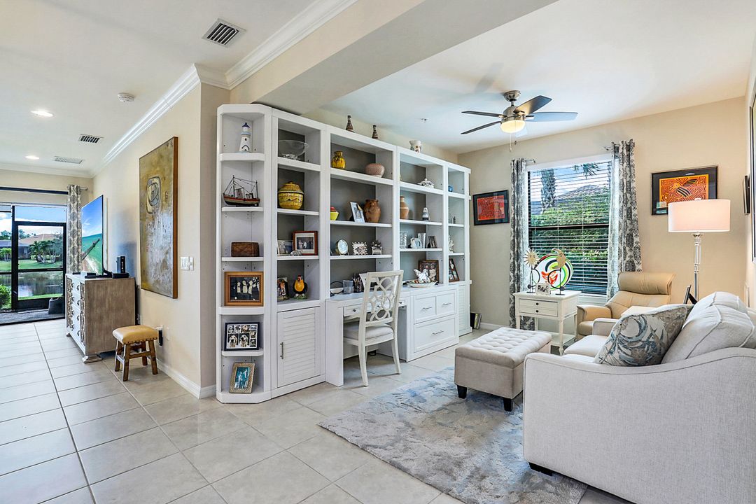 9420 Benvenuto Ct #104, Naples, FL 34119